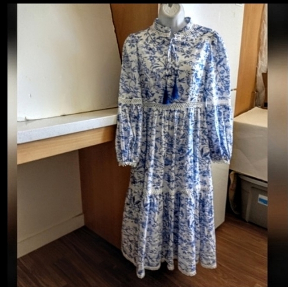 Petite Maison Kids Dresses & Skirts - Petite Maison Kids Jaylin Blue/White Linen Mom Dress sz XS